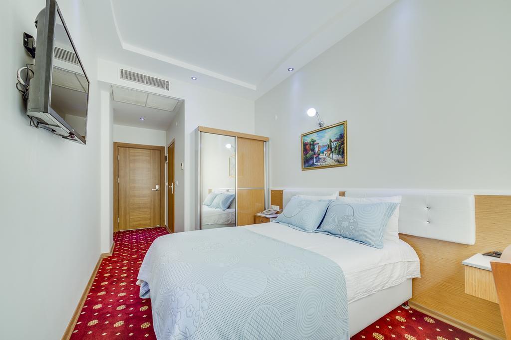Cemberlitas Hotel & Hamam Айдын Экстерьер фото